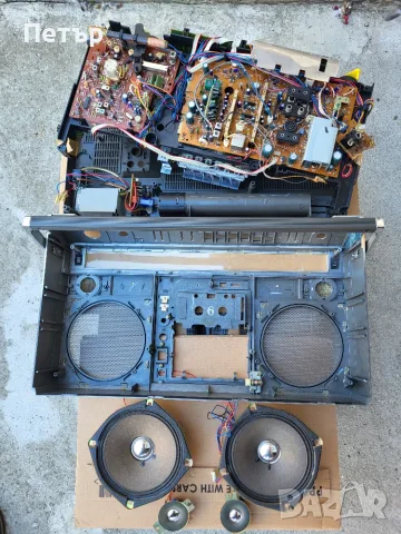 HITACHI TRK-8290E, снимка 12 - Радиокасетофони, транзистори - 55926454