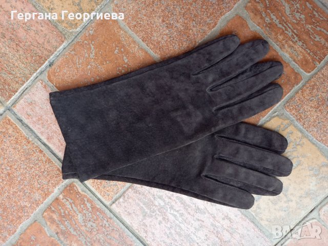 Дамски ръкавици естествен велур, снимка 4 - Шапки - 23746865