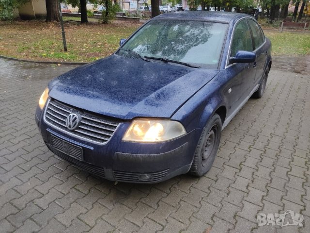 VW Passat 5.5 Sedan 1.9TDI 131к.с. нов внос/зимни гуми/2 ключа, снимка 3 - Автомобили и джипове - 42102873