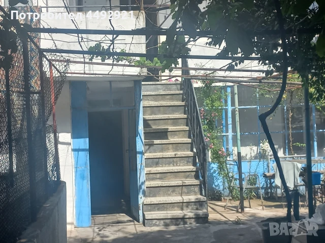 Къща  на два етажа .цена 155000 евро, снимка 9 - Къщи - 50576952