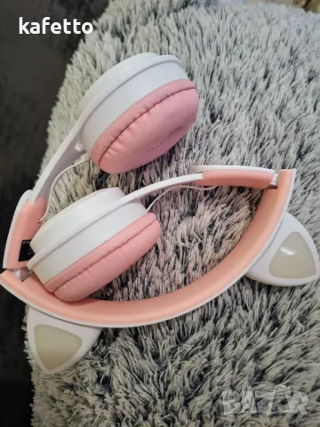 Слушалки с ушички , снимка 3 - Bluetooth слушалки - 48188339