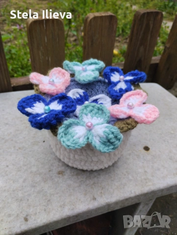 Ръчно Плетена фантазия, снимка 9 - Изкуствени цветя - 54307910