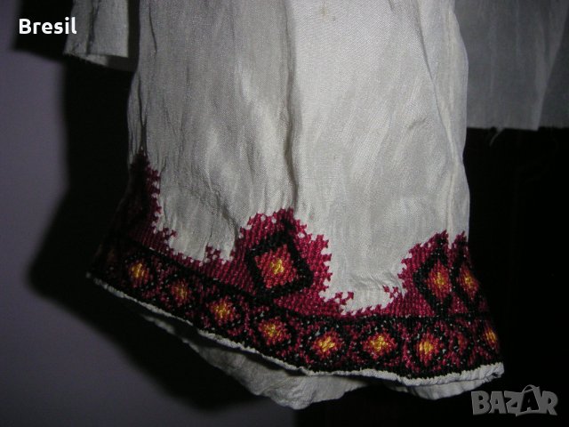 Истинска Народна носия - коприна с ръчна бродерия Отличен подарък, снимка 4 - Антикварни и старинни предмети - 31124501