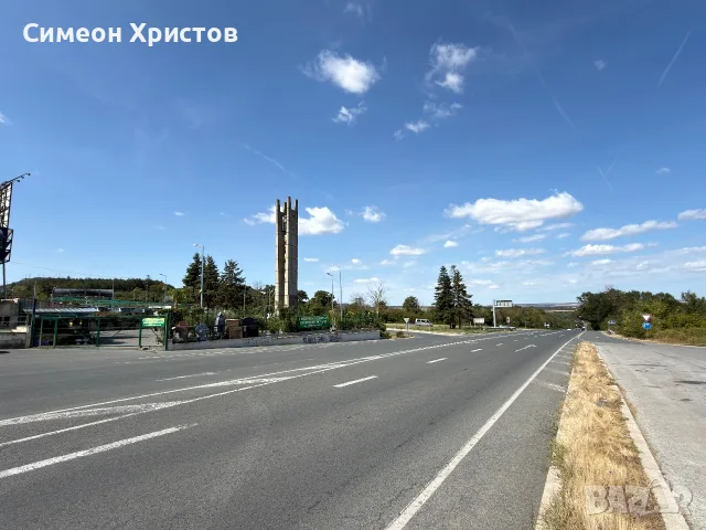 Отдава се под наем открита търговска площ-гр. Шумен, 5-ти км, с лице към главен път