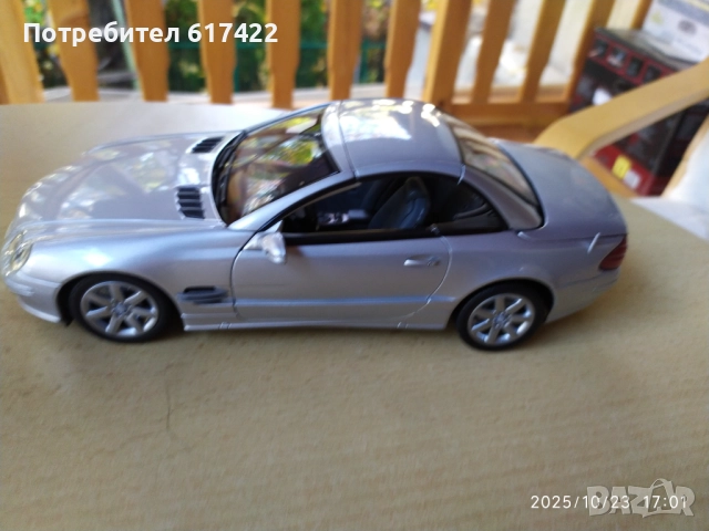 1:18 Метален модел на Mercedes-Benz SL , R230, Minichamps, снимка 4 - Колекции - 52166835