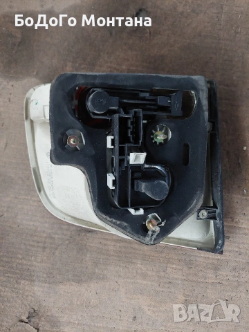 Десен вътрешен стоп Фолксваген Тоарег/Volkswagen Touareg , снимка 2 - Части - 54133192