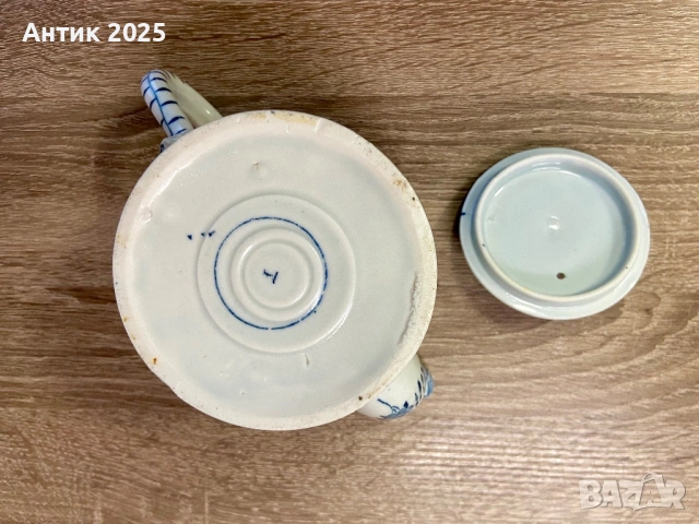 Античен холандски порцеланов чайник „Long Eliza“, Mosa, ок. 1900 г., снимка 6 - Антикварни и старинни предмети - 53368639