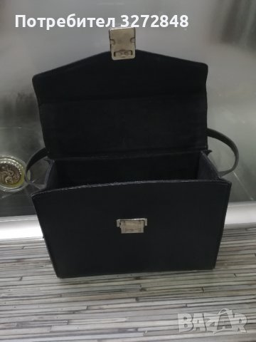 Твърда кожена чанта 23/17/10см, снимка 6 - Чанти, стативи, аксесоари - 44209234
