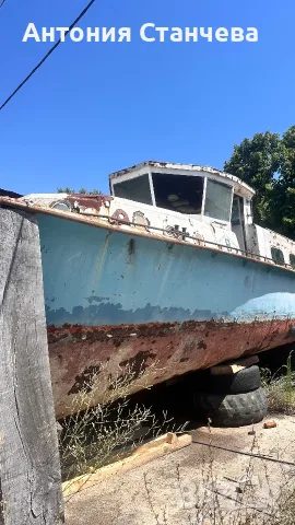 Моторен катер восток 372, снимка 2 - Воден транспорт - 55774645