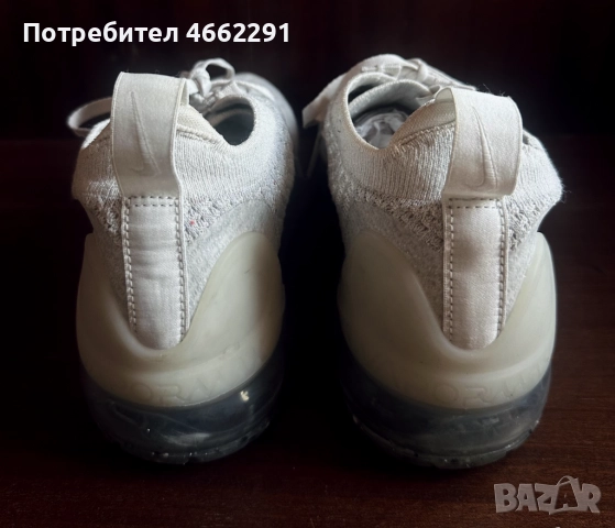 Дамски маратонки Nike VaporMax, снимка 3 - Маратонки - 52559621