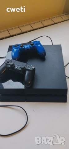 Продавам Плейстейшън 4