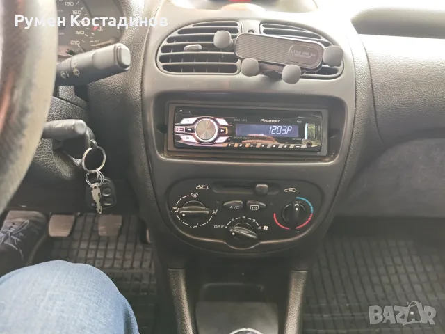 Peugeot 206 1.4, снимка 15 - Автомобили и джипове - 56178919