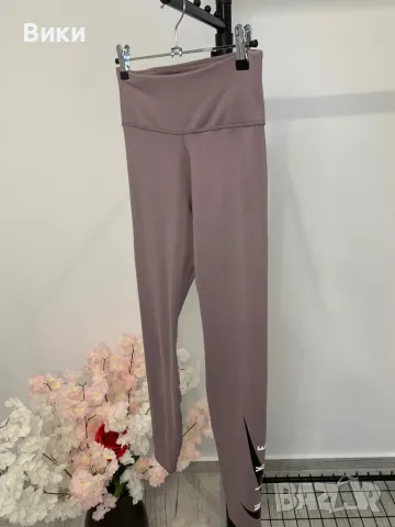 Оригинален клин на Nike, снимка 4 - Клинове - 50257583