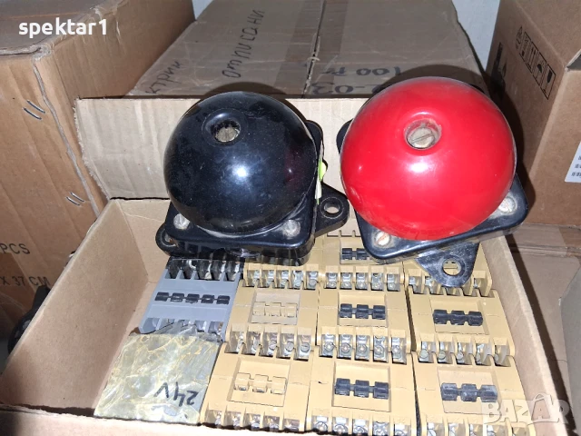 ЛИКВИДАЦИЯ ГОЛЕМИ КРАЧНИ Бутони за управление аварийно спиране и други приложения , снимка 1