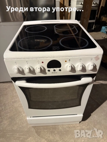 Тясна готварска печка Amica