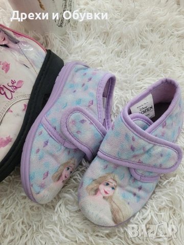 Детски розови маратонки NIKE, бели Polo, Елза , Скай, снимка 11 - Детски маратонки - 54151025