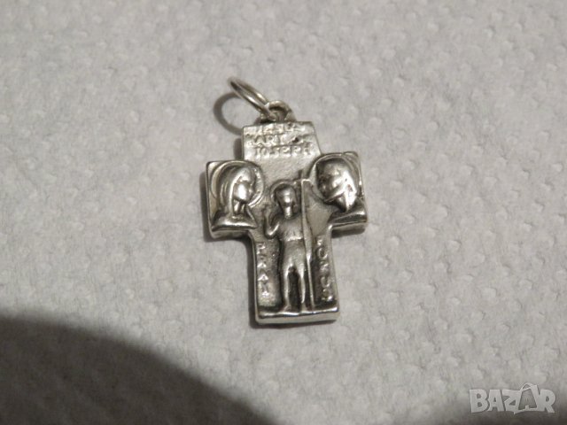 сребърен медальон, сребърно колие сребърно кръстче Мария Исус и Йосиф