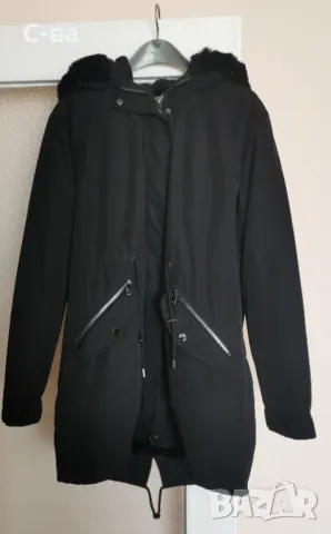 Дамско зимно яке / парка