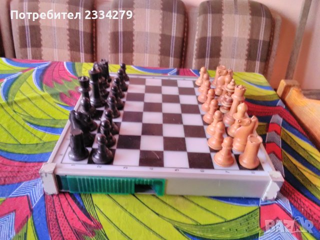 Шах с фигури и професионална дъска от 70-те години,  N:2 дървен шах и фигури, мно., снимка 17 - Шах и табла - 39967228