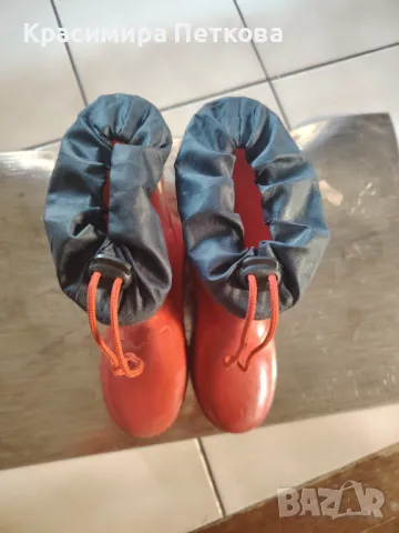 Детски гумени ботуши 29 номер, снимка 4 - Детски боти и ботуши - 48620052