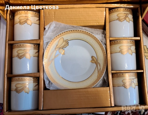 Сервиз за кафе, снимка 2 - Сервизи - 52381731