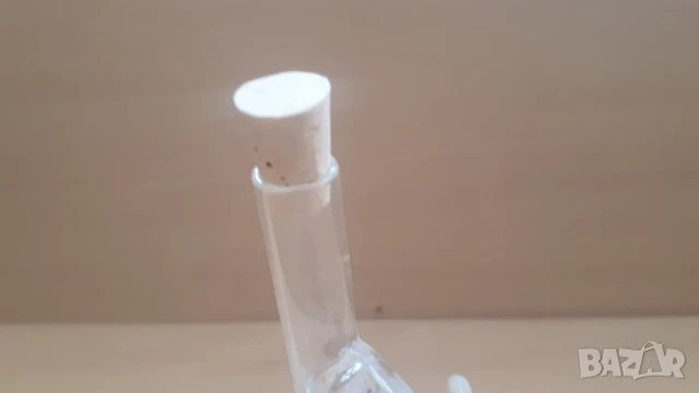 Стъклена тапа за бутилки, която изглежда като спринцовка, снимка 7 - Декорация за дома - 51140470