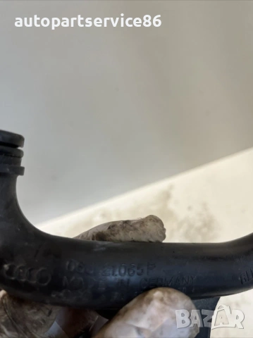 Маркуч за охлаждаща течност за Volkswagen Scirocco 2.0 Tfsi (2008) 06J121065E, снимка 2 - Части - 54190636