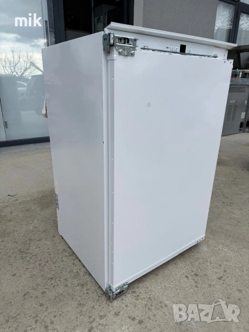 Малък хладилник за вграждане Либхер Като НОВ, снимка 9 - Хладилници - 54042368