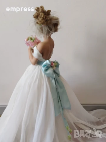 Порцеланова кукла Ashton-Drake , снимка 8 - Колекции - 51394456