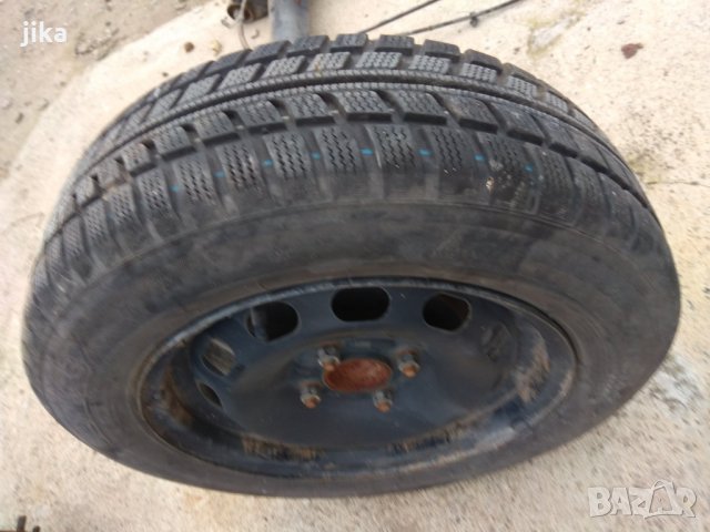2бр ЗИМНИ ГУМИ 175/65/R14, снимка 3 - Гуми и джанти - 34875621