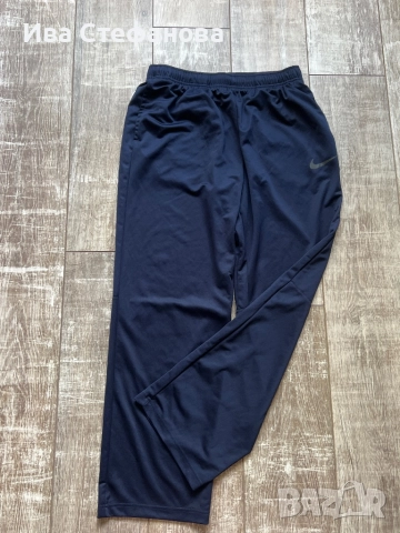Ново тъмно синьо  дамско класическо 100% оригинал спортно долнище Nike nike Найк 