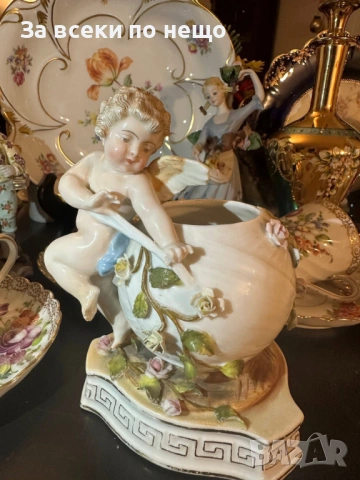 Sitzendorf Germany  Circa 1904 - “Вазата с херувима” Код P2179, снимка 8 - Колекции - 54170152