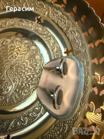 Старинни месингови плътни копчета за ръкавели с кутийка, снимка 7 - Антикварни и старинни предмети - 51858090