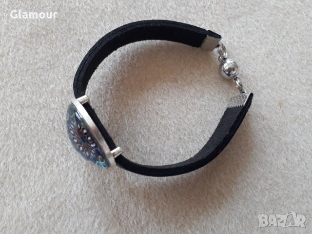Кожена гривна с цветен кабошон., снимка 3 - Гривни - 29110651