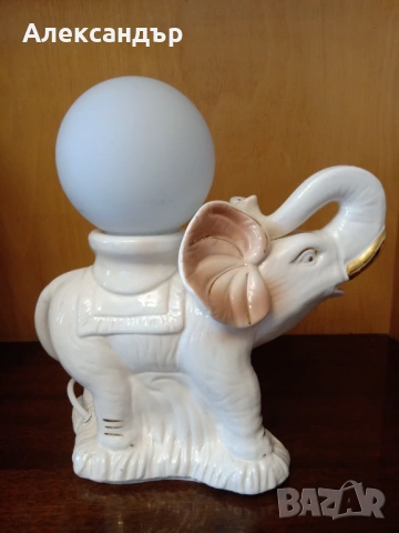 Порцеланова лампа, снимка 3 - Настолни лампи - 53974258