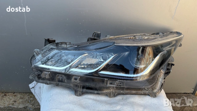 Фар за Toyota Corolla