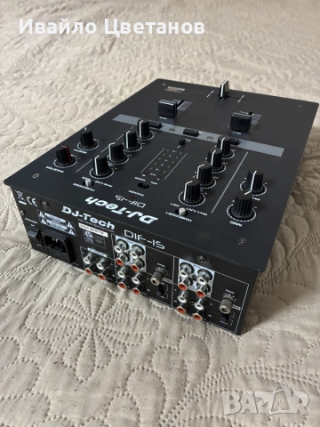 DJ Mixer dj-tech dif-1s DVS, снимка 2 - Ресийвъри, усилватели, смесителни пултове - 56132946