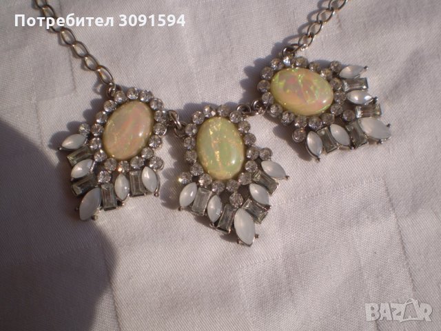 Красив Медальон, снимка 2 - Колиета, медальони, синджири - 34374979