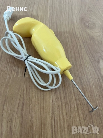 Мини миксер за фрапе жълт цвят, снимка 2 - Миксери - 51555669