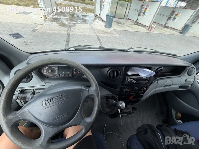 Хладилен бус iveco daily 2.3, снимка 7 - Бусове и автобуси - 56533493