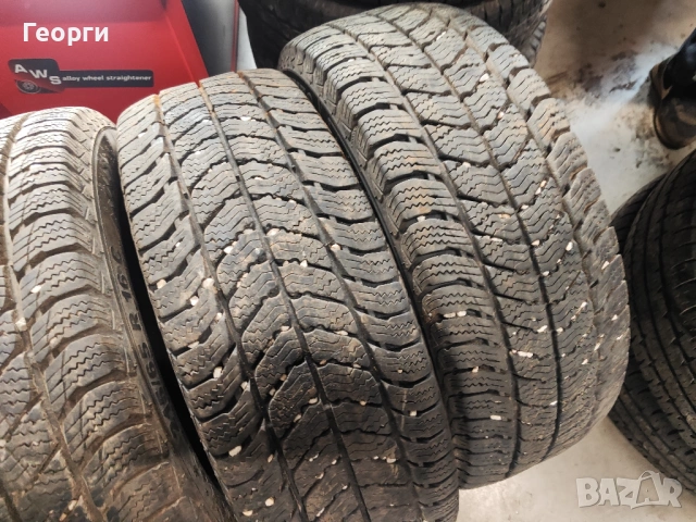 4бр.зимни гуми 215/65/16C Semperit, снимка 6 - Гуми и джанти - 53213327