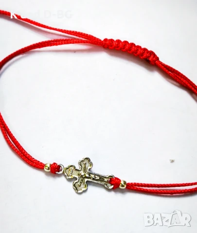 Гривна от червен конец и сребърно кръстче проба 925, снимка 8 - Гривни - 50730566
