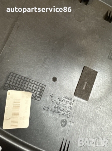 Капак декоративен за скоростомер за Volkswagen Touareg 3.0 Tdi (2009) 7L6858291E, снимка 3 - Части - 54190901