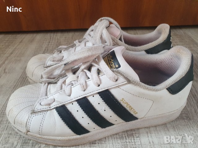 Дамски маратонки Adidas 35, снимка 3 - Маратонки - 42440789