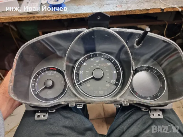 Honda Jazz / Fit ремонт на дисплей, снимка 3 - Ремонт на друга електроника - 47795820