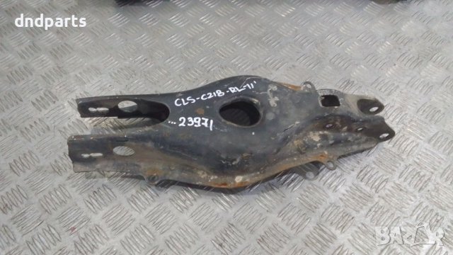 Носач Mercedes CLS350i C218 2011г.(заден ляв)	