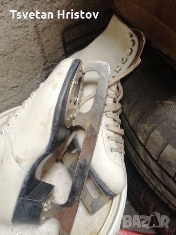 Зимни кънки, снимка 3 - Зимни спортове - 34982578