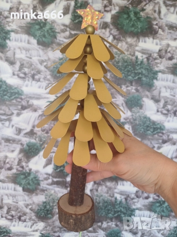 Коледна елхичка от дърво и метал
