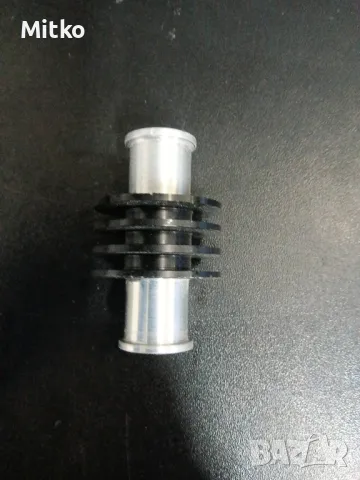 Малък охлаждащ радиатор за скутер/мотоциклет/АТВ, снимка 3 - Части - 49864652