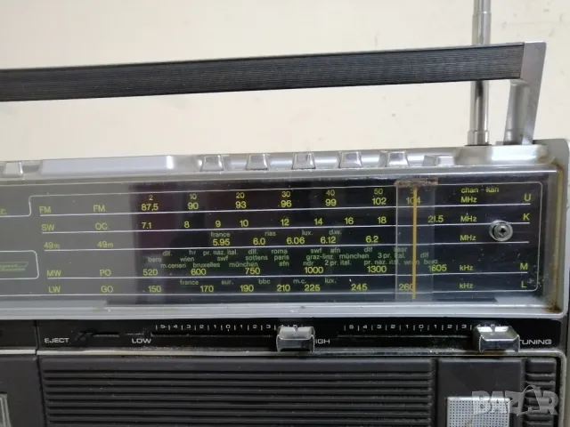 Ретро радиокасетофон PHILIPS U121, снимка 2 - Радиокасетофони, транзистори - 48763050